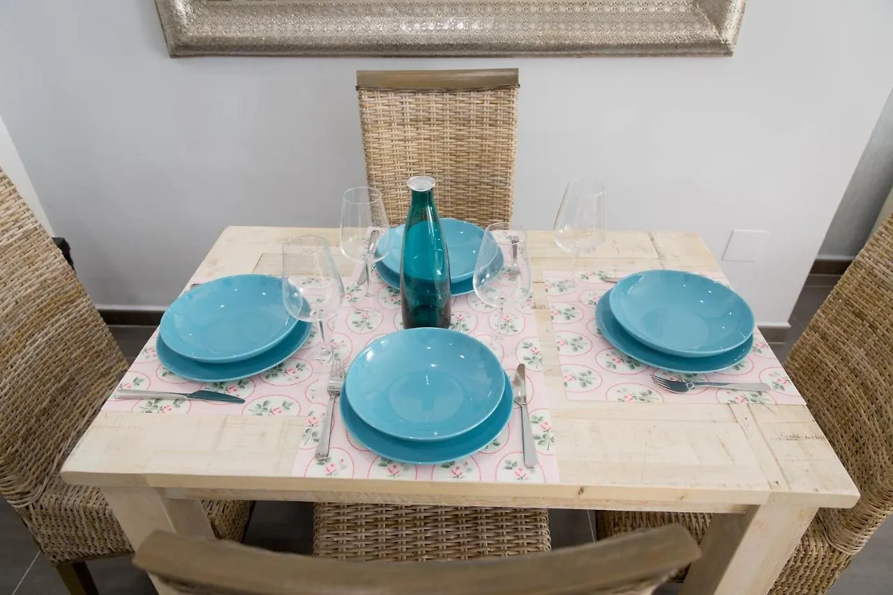 Holidays2Malaga Dos Aceras Apartment