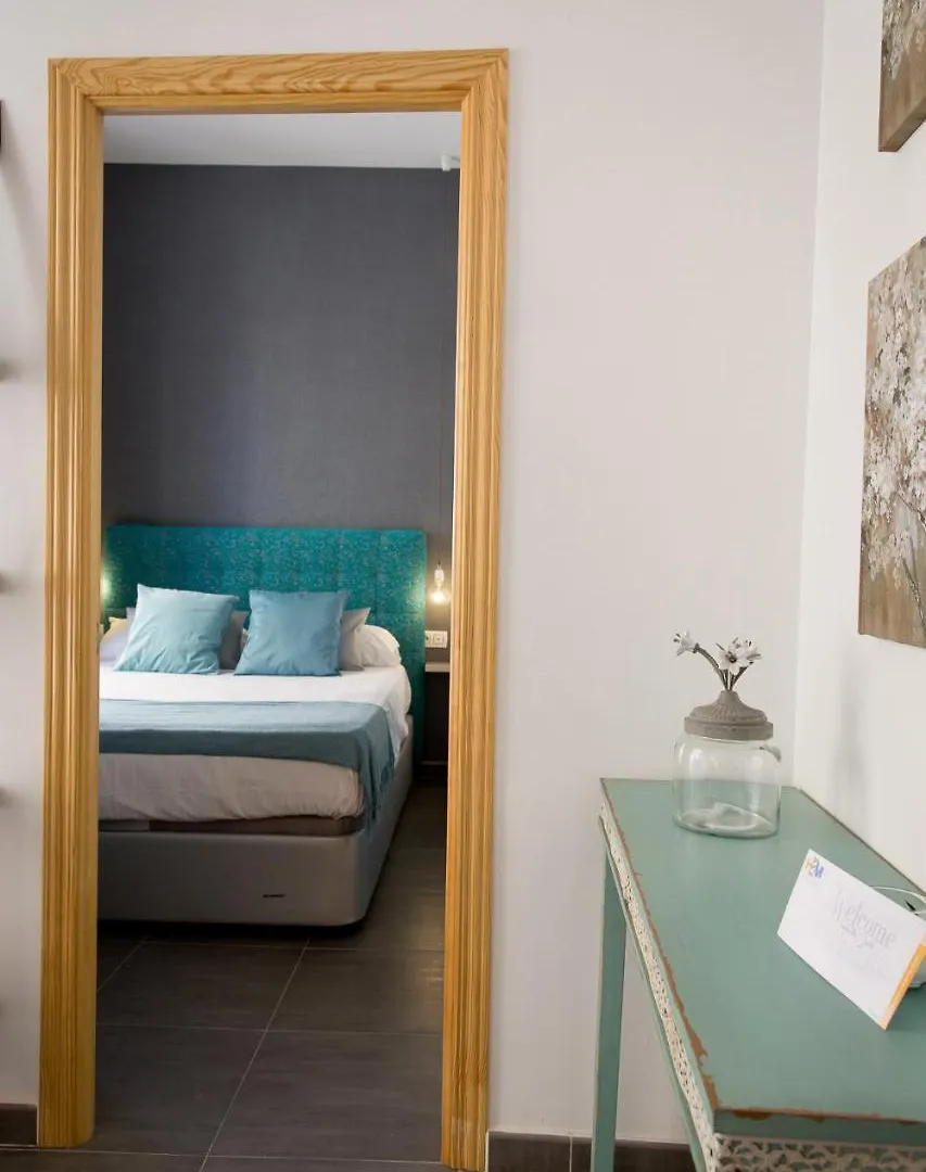 Holidays2Malaga Dos Aceras Apartment