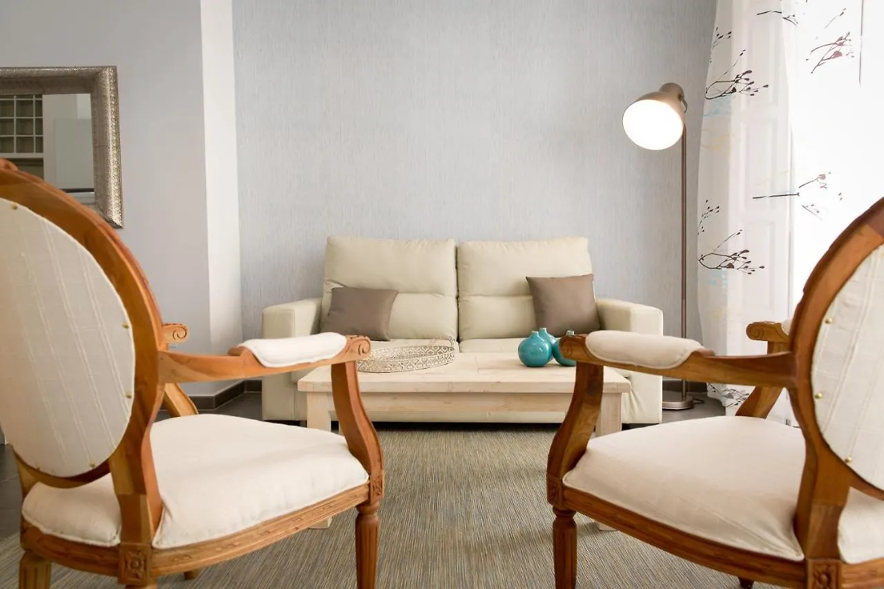 Holidays2Malaga Dos Aceras Apartment